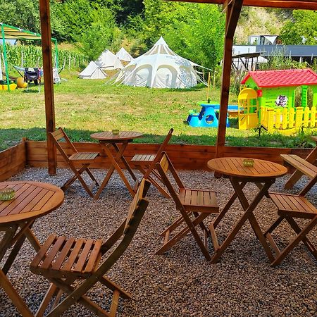 Luna Rock Glamping Brezoi - Blue Scai Екстер'єр фото