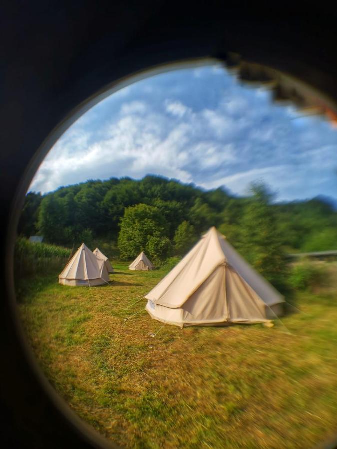 Luna Rock Glamping Brezoi - Blue Scai Екстер'єр фото