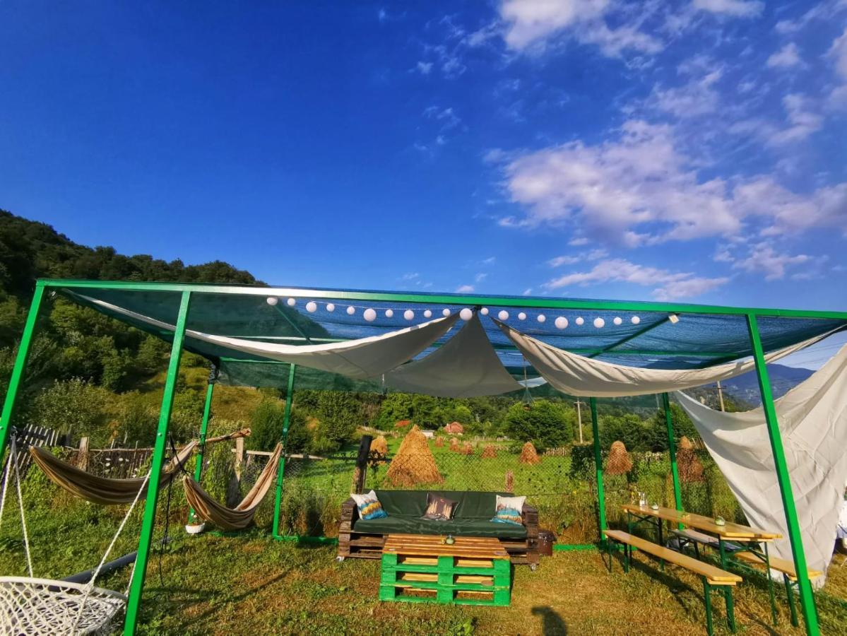 Luna Rock Glamping Brezoi - Blue Scai Екстер'єр фото
