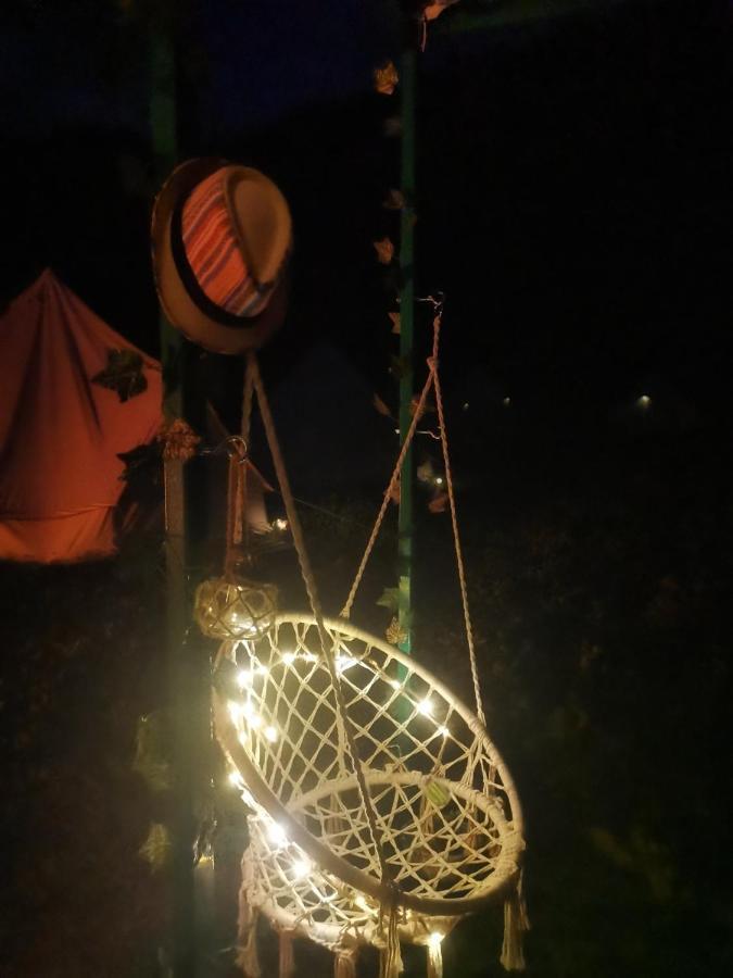 Luna Rock Glamping Brezoi - Blue Scai Екстер'єр фото