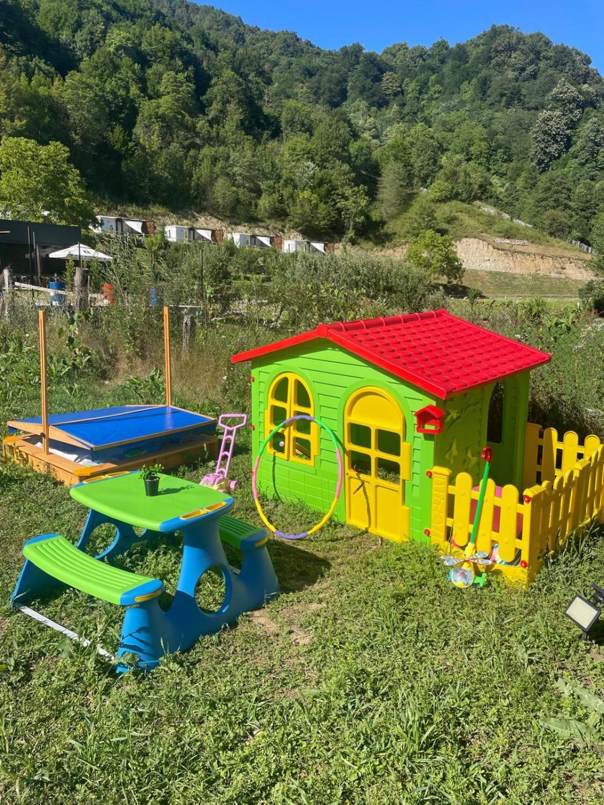 Luna Rock Glamping Brezoi - Blue Scai Екстер'єр фото