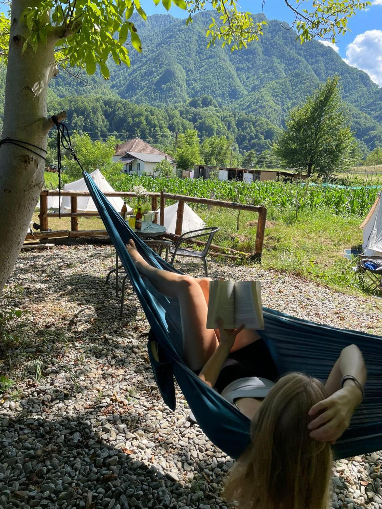 Luna Rock Glamping Brezoi - Blue Scai Екстер'єр фото