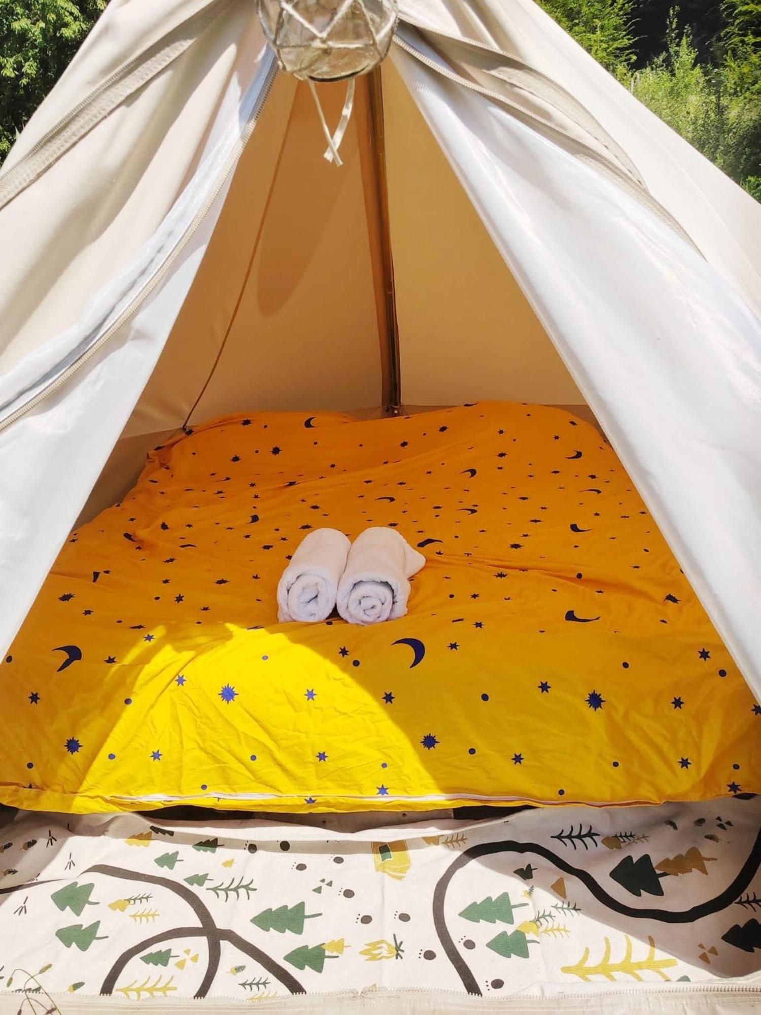 Luna Rock Glamping Brezoi - Blue Scai Екстер'єр фото